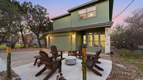 1211 Sherwood Canyon Lake TX 78133