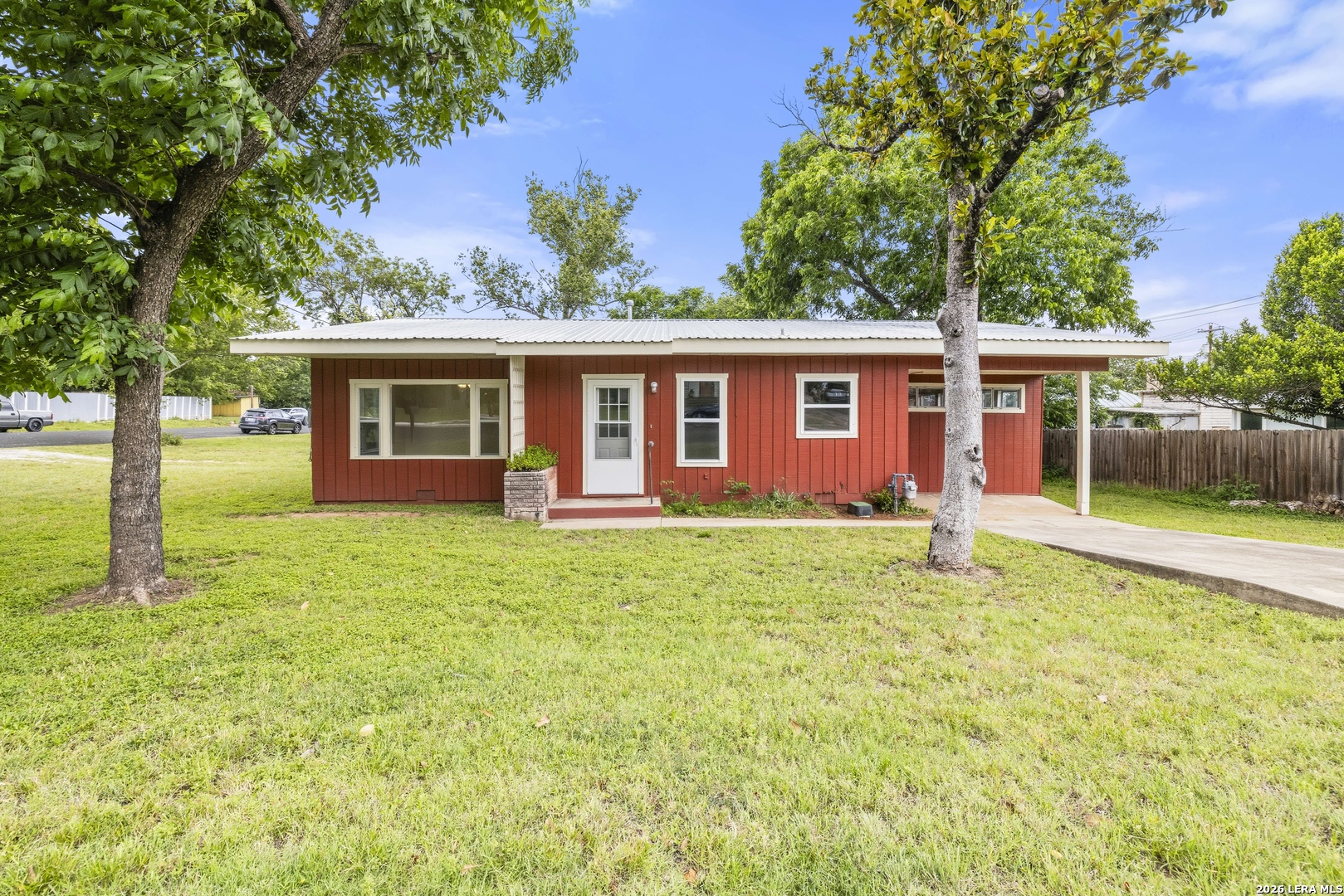 304 W Live Oak Street Fredericksburg TX 78624