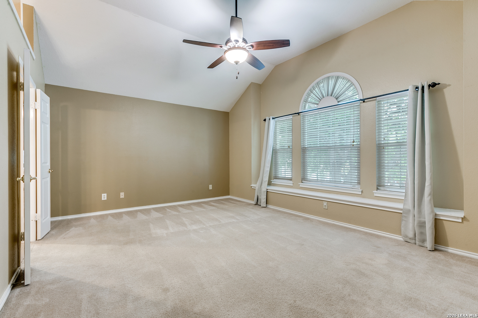 16410 Pemoak Drive San Antonio TX 78240