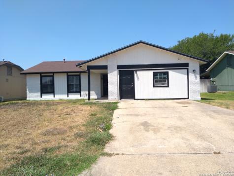 8939 Old Sky Harbor San Antonio TX 78242