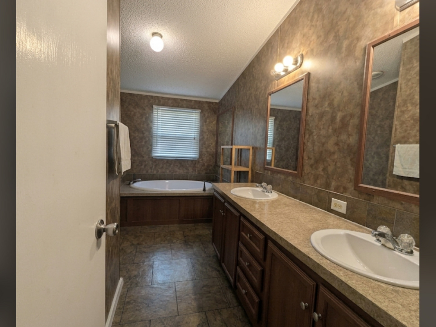 550 Avery Circle Poteet TX 78065