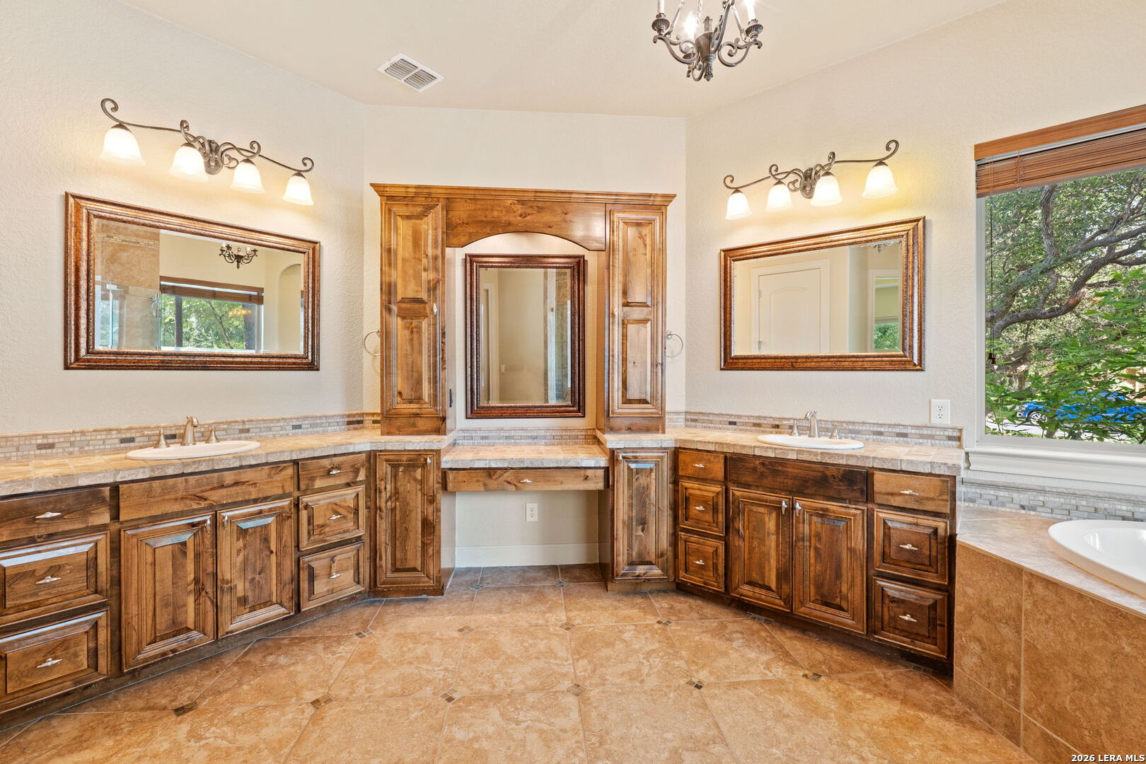 8415 Wild Wind Park Garden Ridge TX 78266