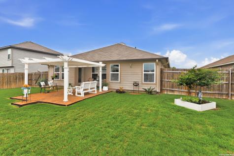 1321 W Nolte Farms Seguin TX 78155