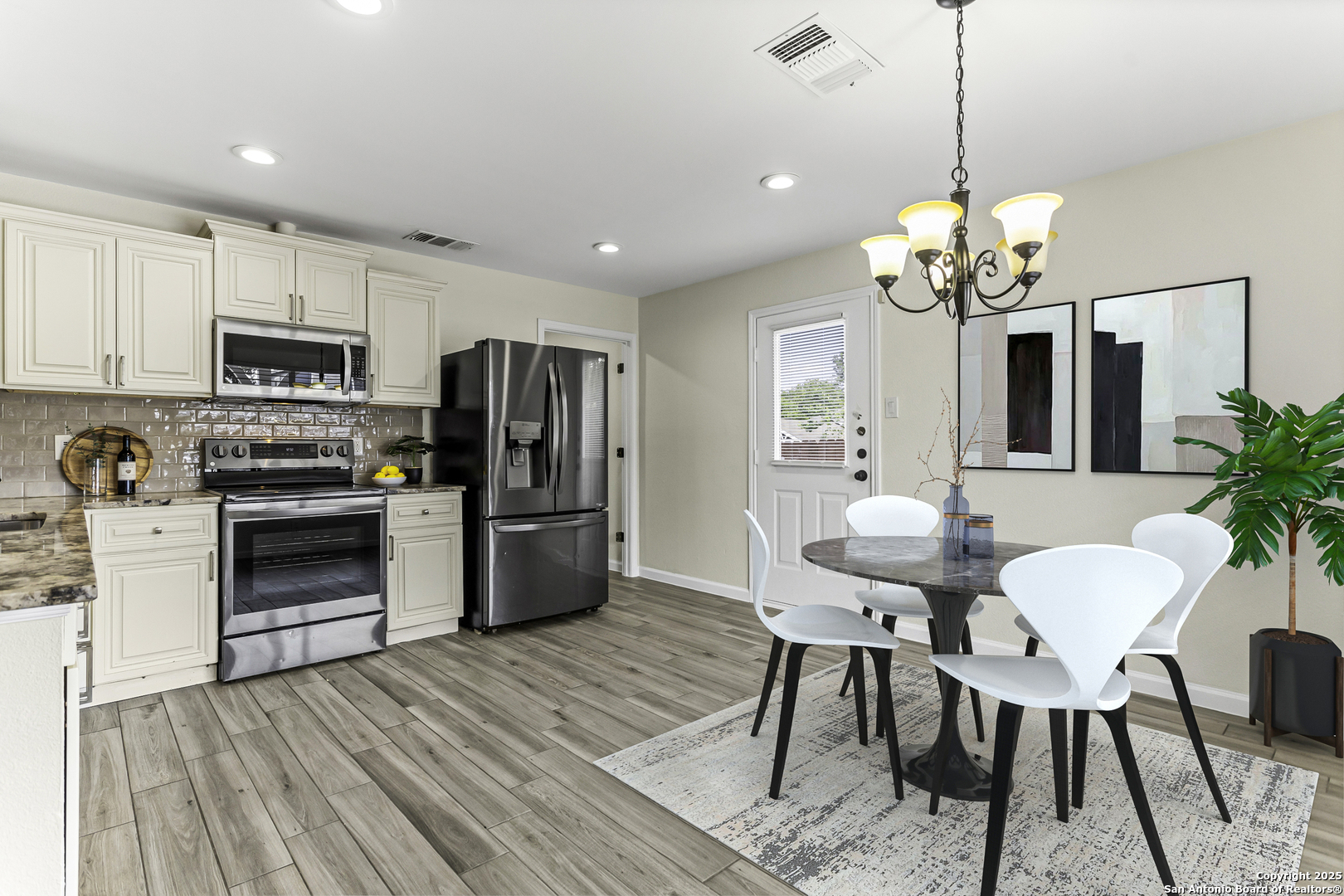 143 Villa Grande San Antonio TX 78228