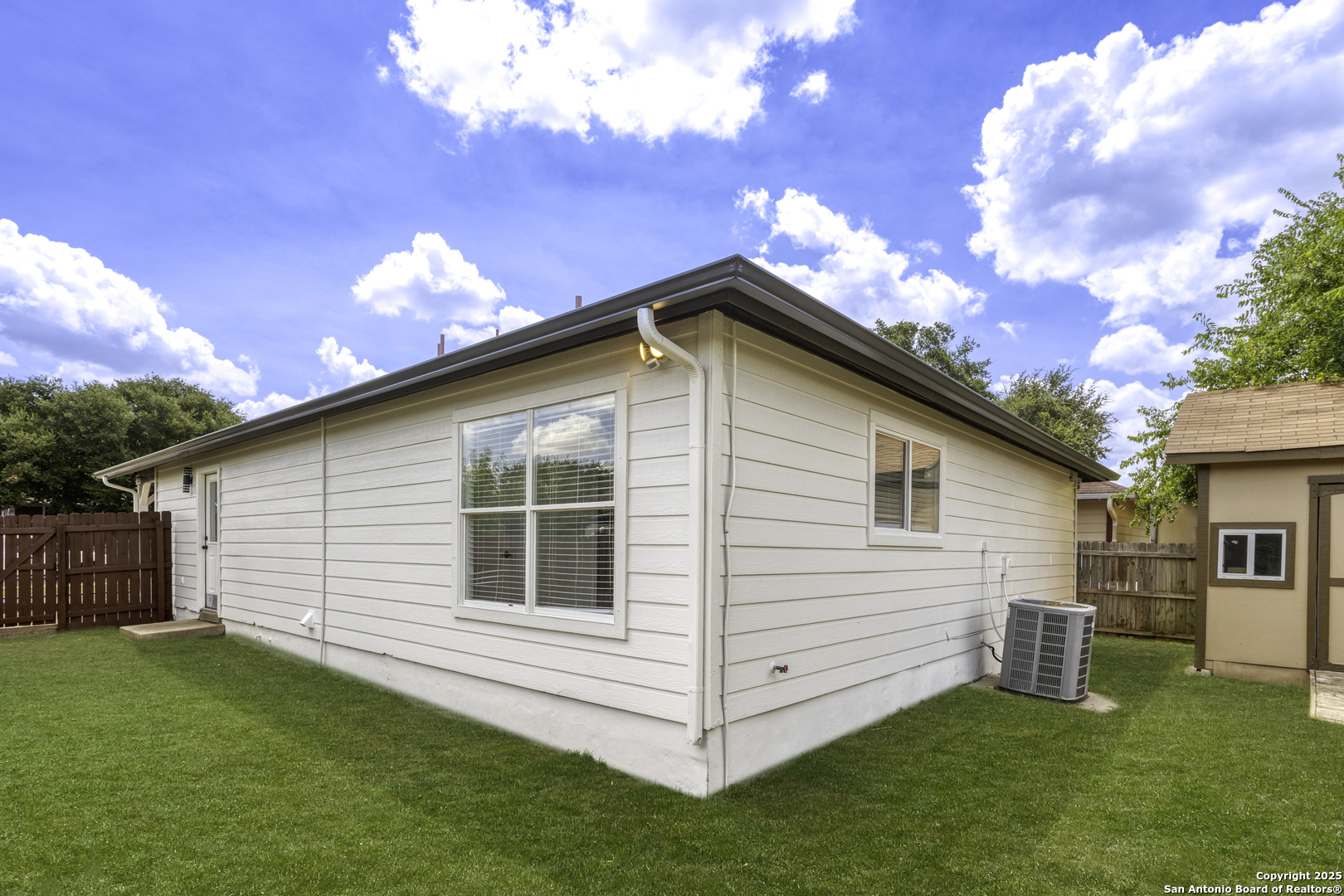 143 Villa Grande San Antonio TX 78228