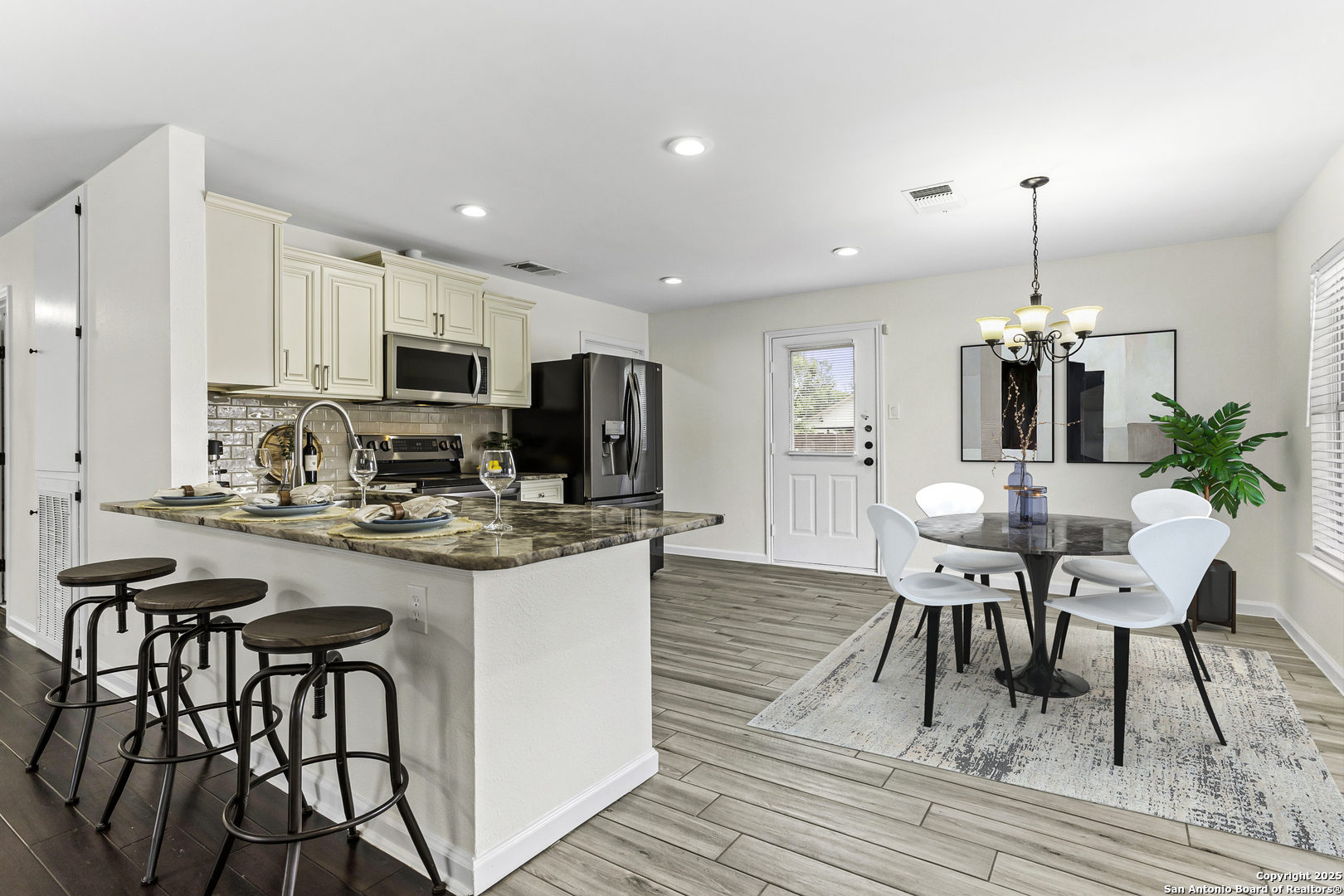 143 Villa Grande San Antonio TX 78228