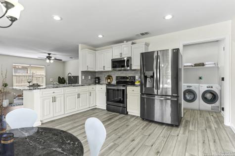 143 Villa Grande San Antonio TX 78228