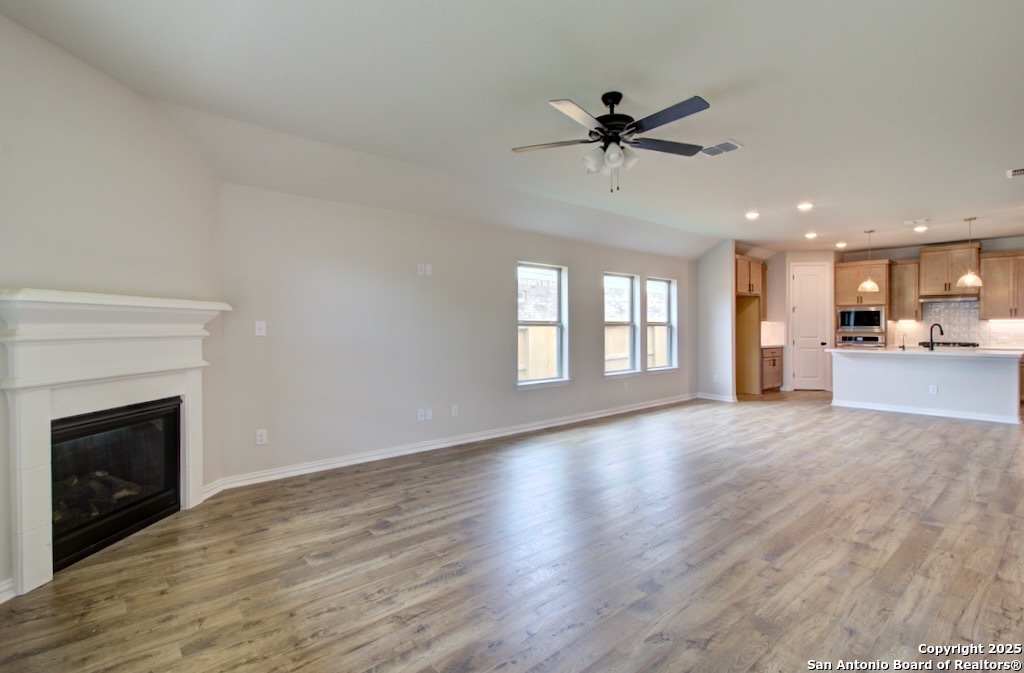 11116 Prairie Landing Converse TX 78109