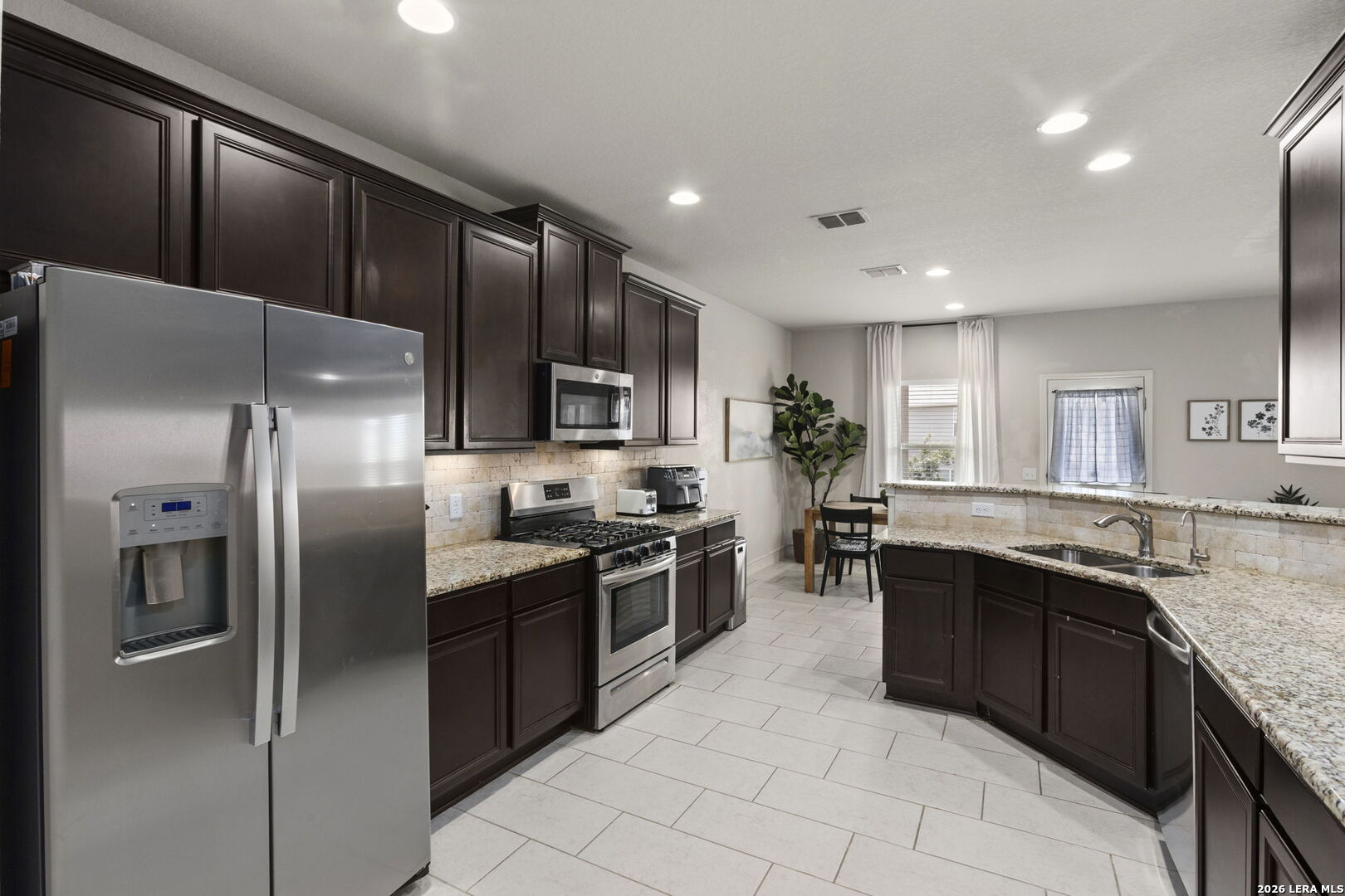 1215 Petunia Bluff San Antonio TX 78245