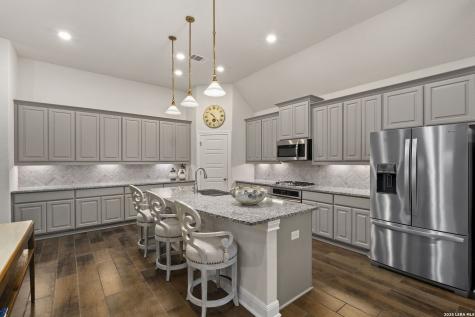 8220 Scarlet Gaura Boerne TX 78015