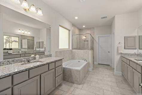 8220 Scarlet Gaura Boerne TX 78015