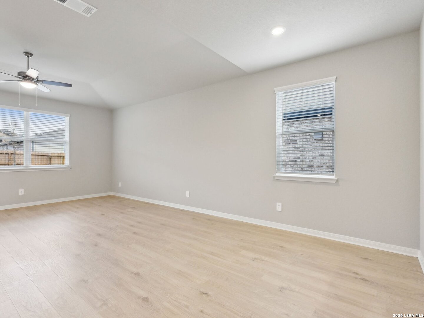 6438 Comanche Moon San Antonio TX 78233