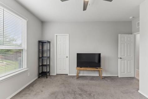 322 Kotara Canyon San Antonio TX 78260
