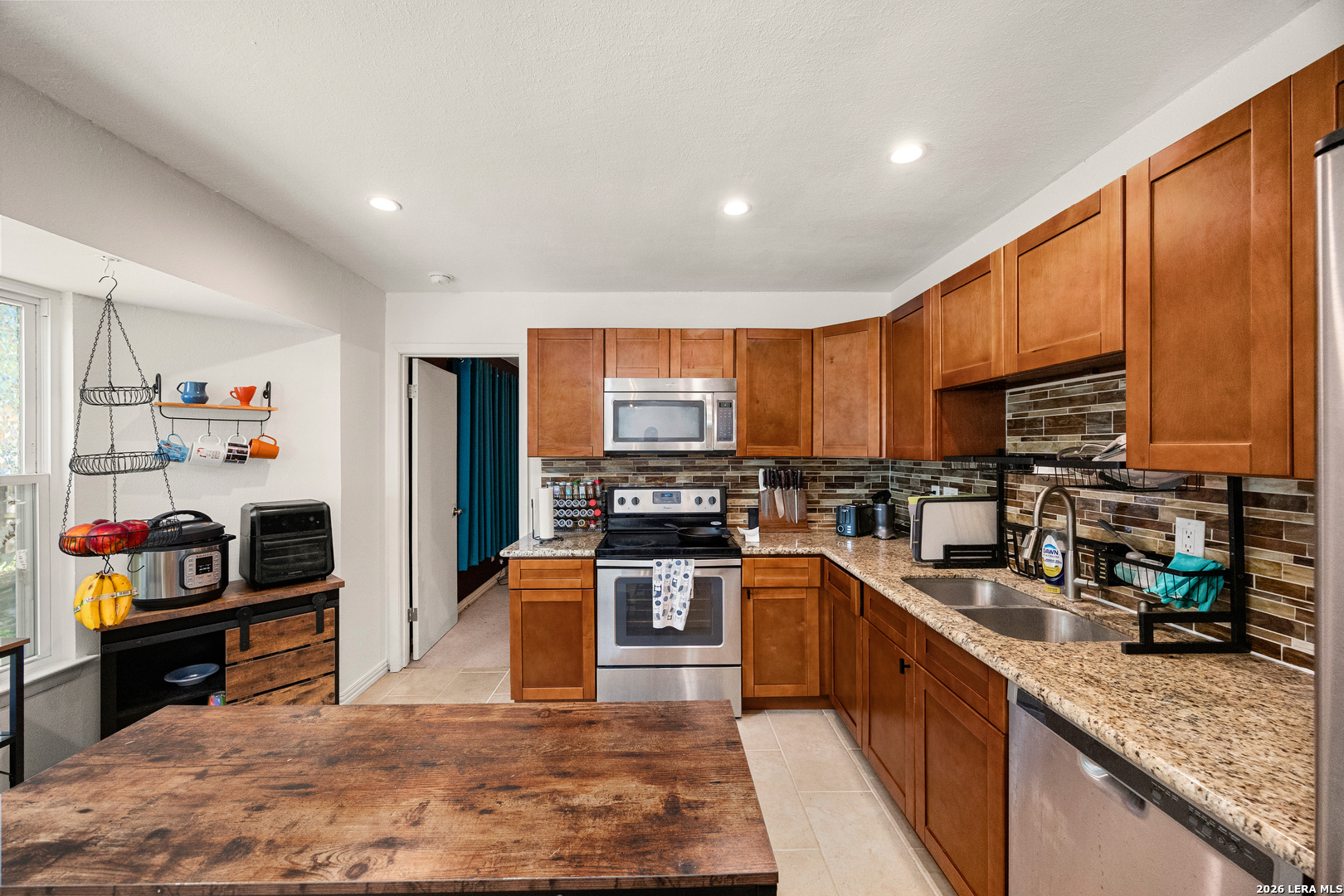 9446 Valley Ridge San Antonio TX 78250