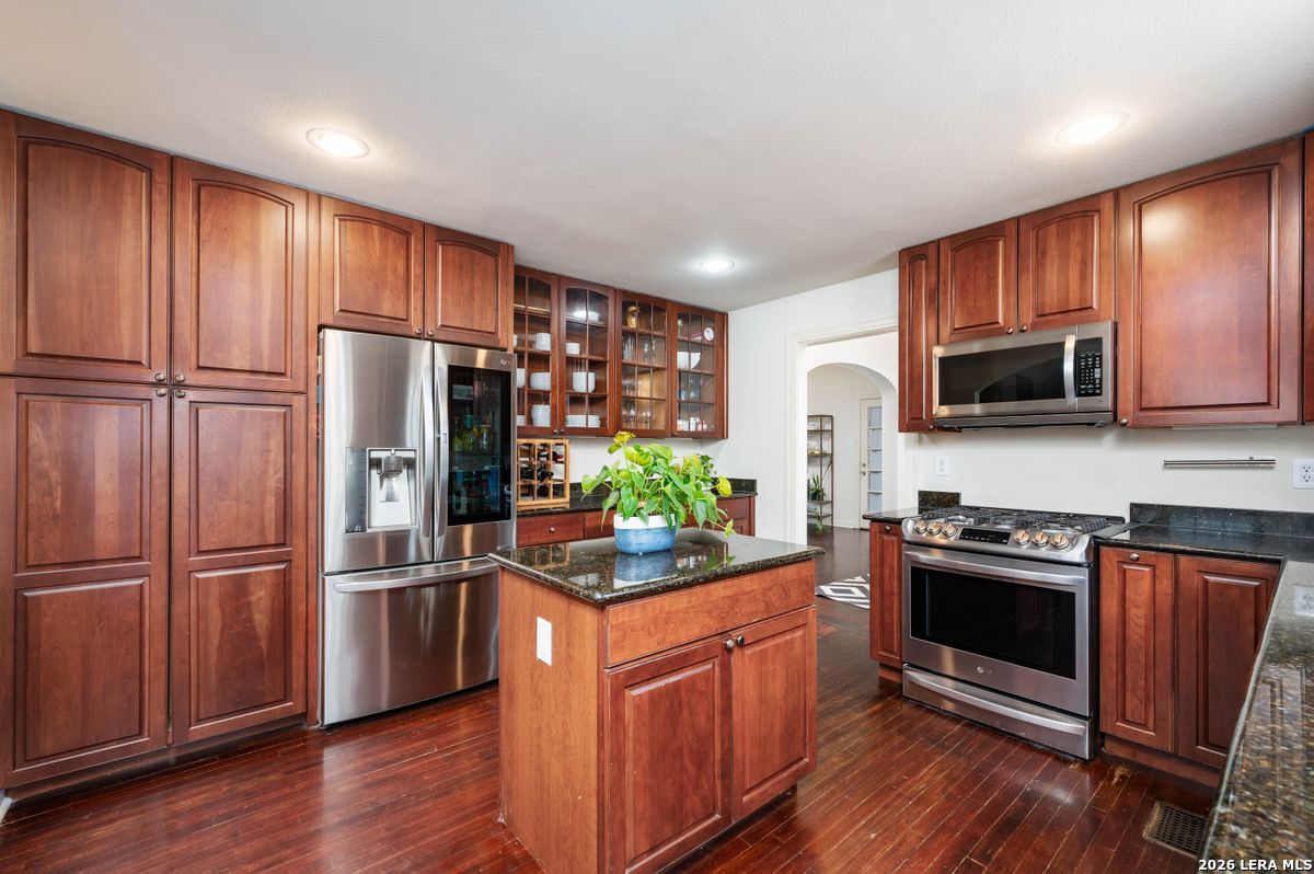 218 Mary Louise San Antonio TX 78201