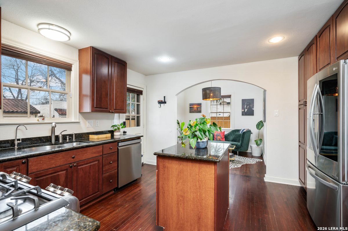 218 Mary Louise San Antonio TX 78201