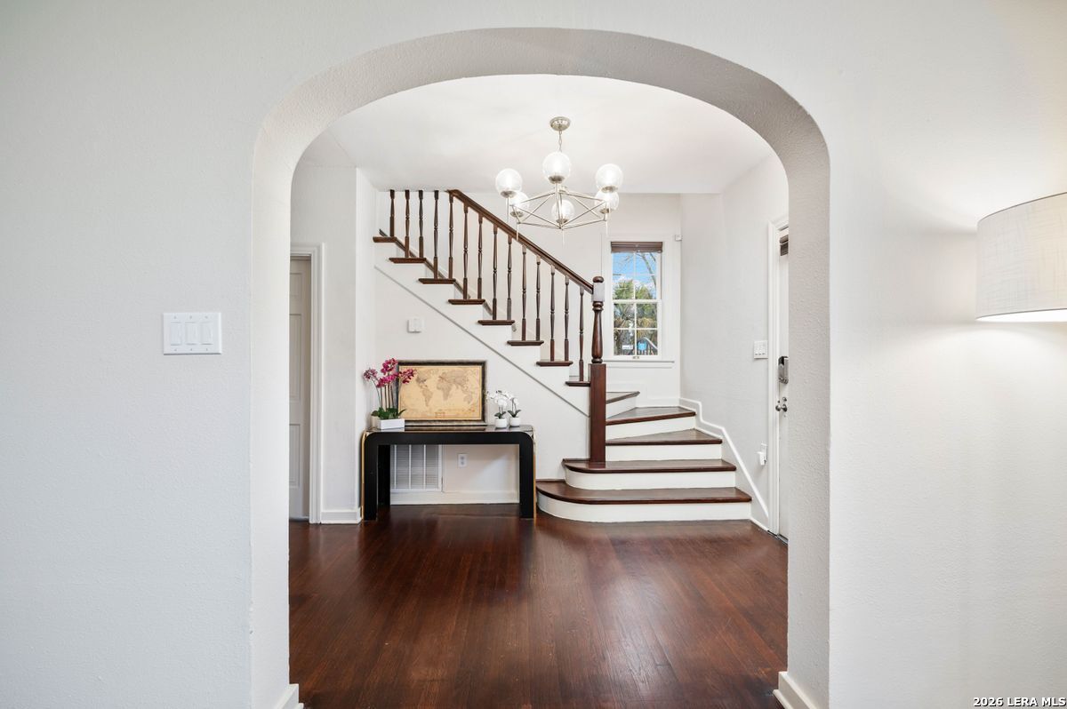 218 Mary Louise San Antonio TX 78201