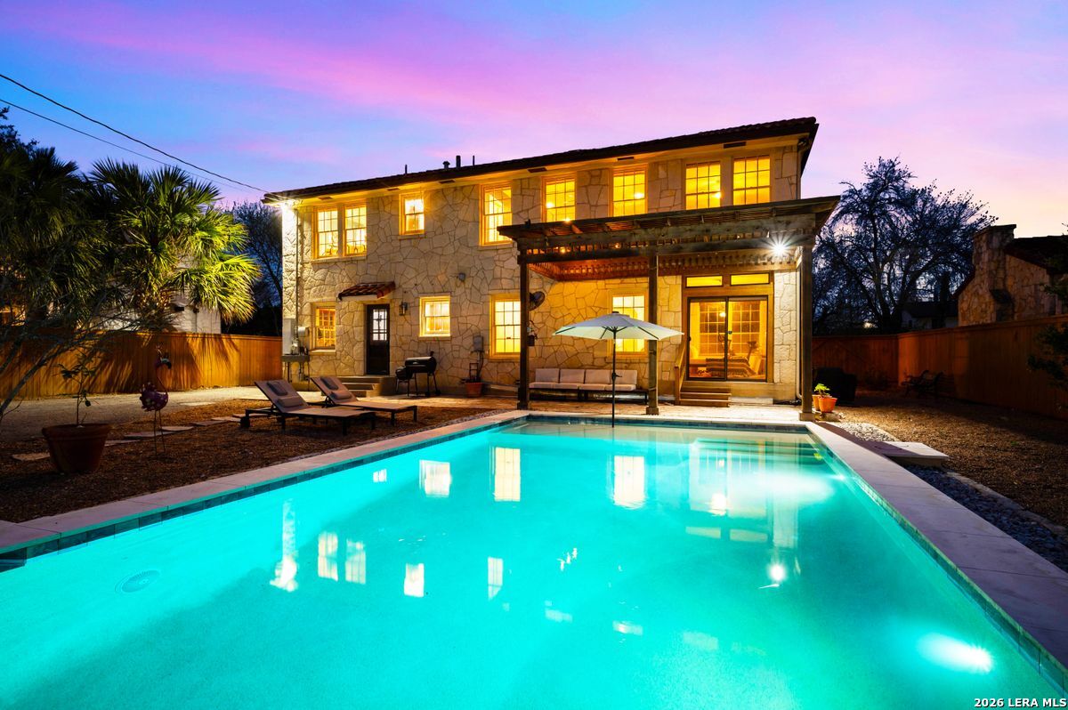 218 Mary Louise San Antonio TX 78201