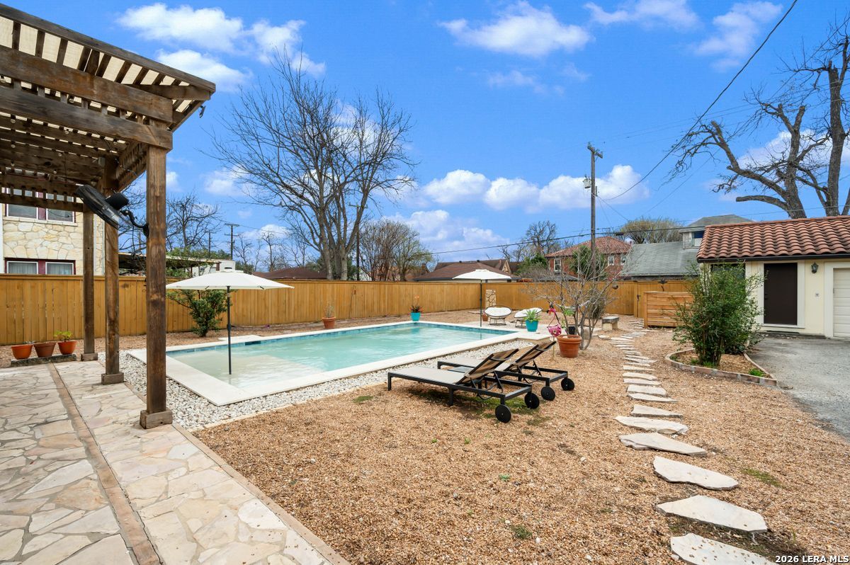 218 Mary Louise San Antonio TX 78201