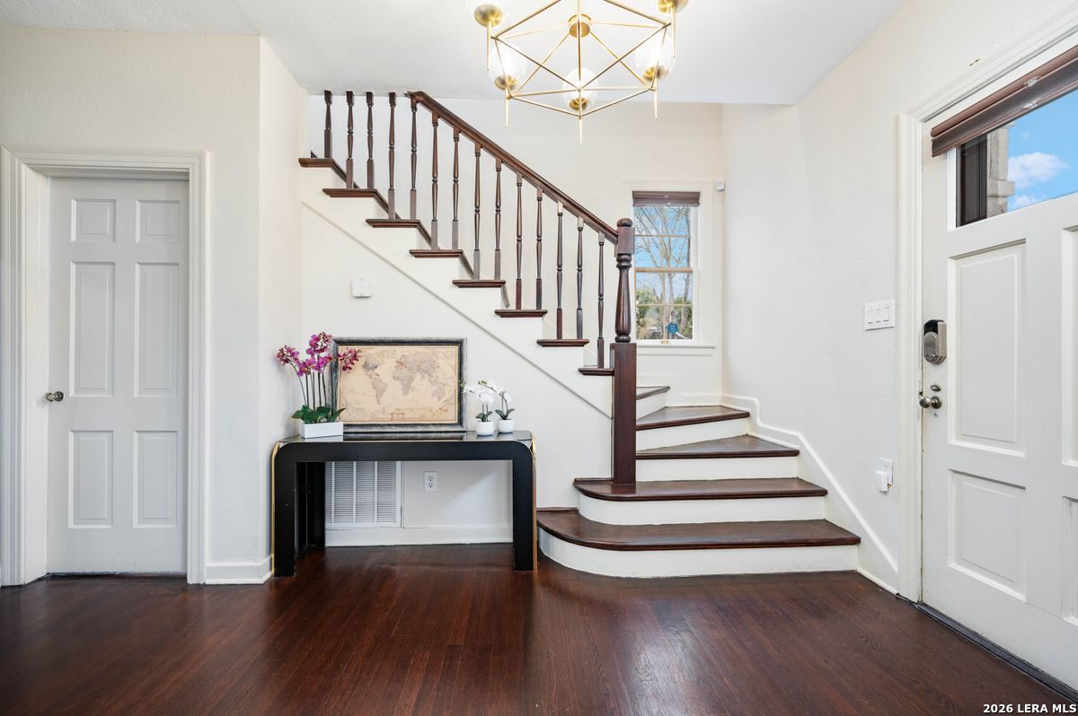 218 Mary Louise San Antonio TX 78201