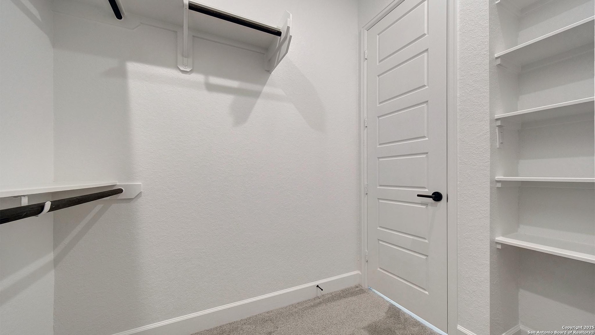 107 Cascada Boerne TX 78006