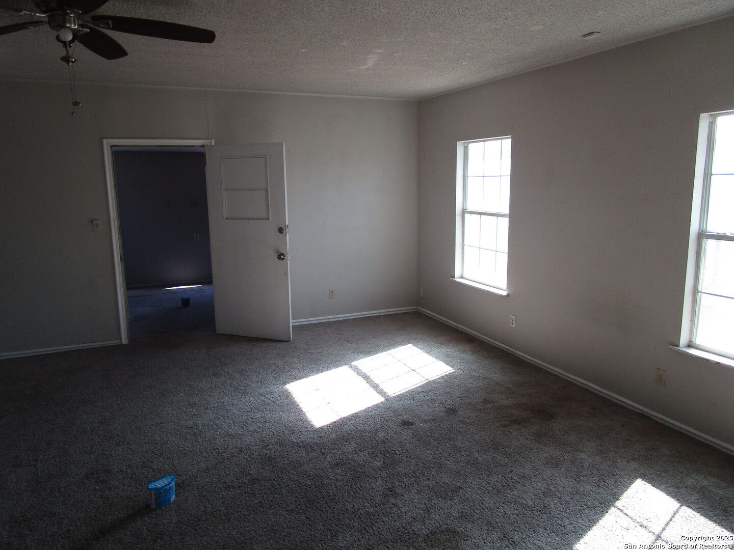 1212 W Goodwin Street Pleasanton TX 78064