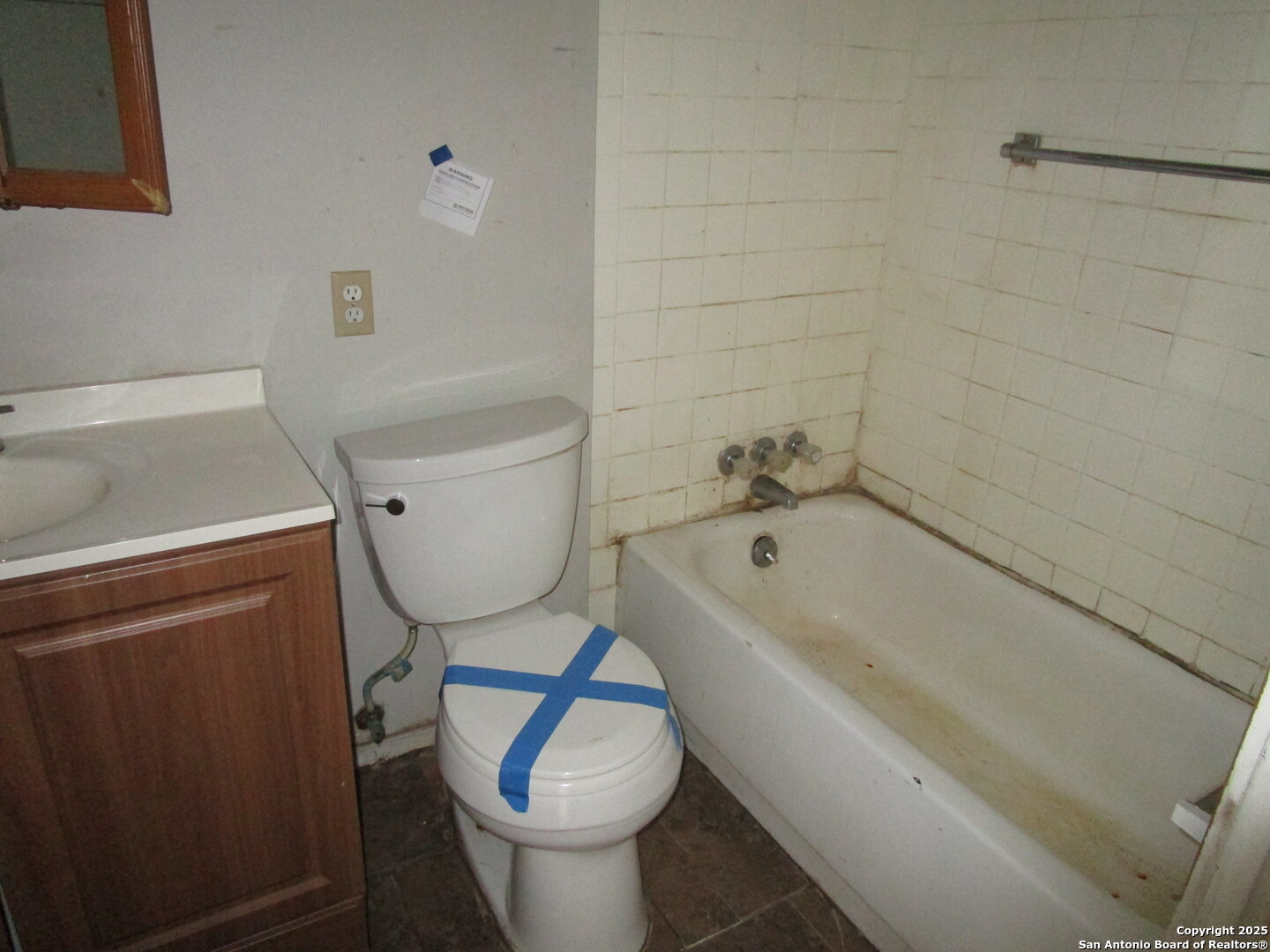 1212 W Goodwin Street Pleasanton TX 78064