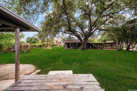 261 Weathercock Lane Windcrest TX 78239