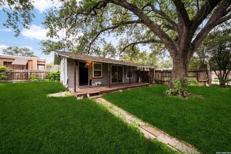 261 Weathercock Lane Windcrest TX 78239