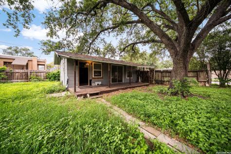 261 Weathercock Lane Windcrest TX 78239