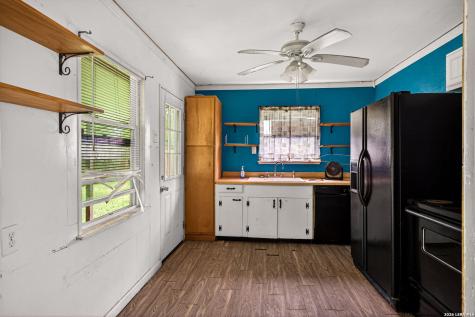 261 Weathercock Lane Windcrest TX 78239