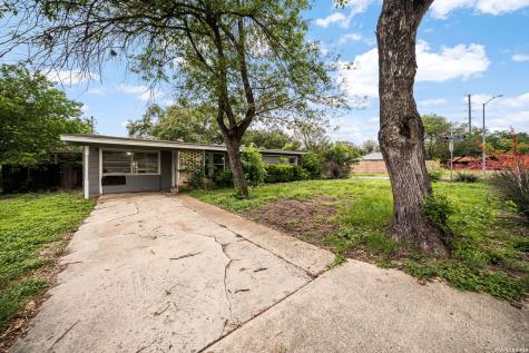 261 Weathercock Lane Windcrest TX 78239