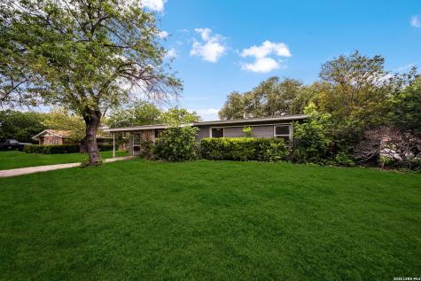 261 Weathercock Lane Windcrest TX 78239