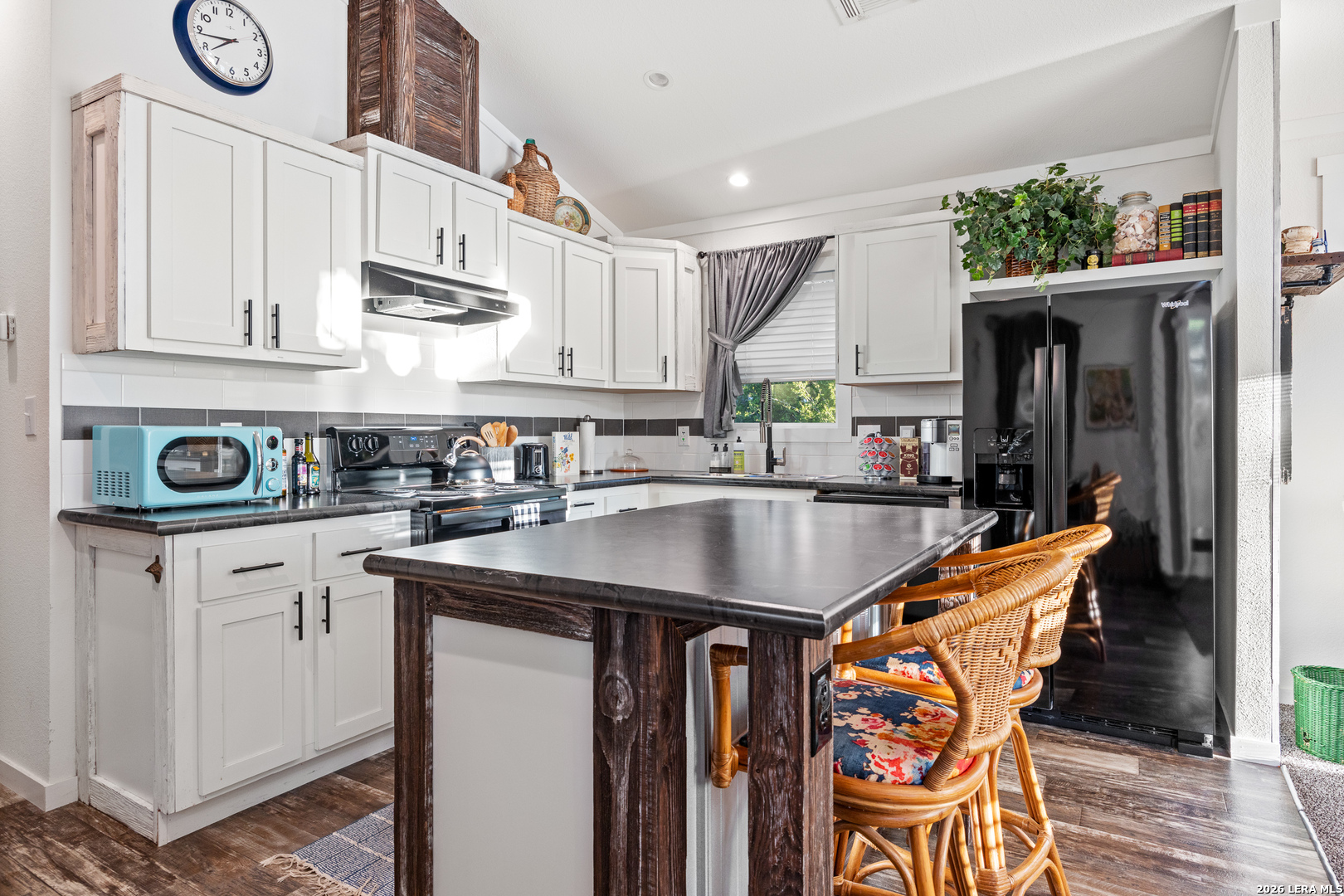916 High Mesa Wimberley TX 78676
