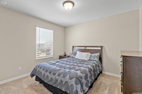 1915 Overlook Knoll San Antonio TX 78245