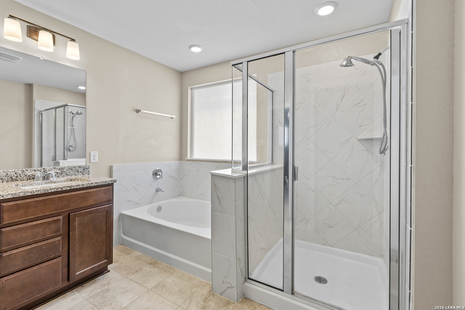 1915 Overlook Knoll San Antonio TX 78245