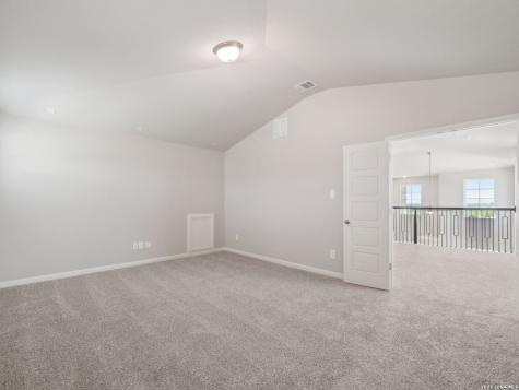 6511 Queen Carol San Antonio TX 78239