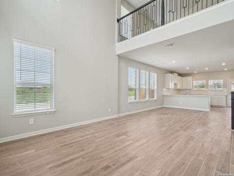 6511 Queen Carol San Antonio TX 78239