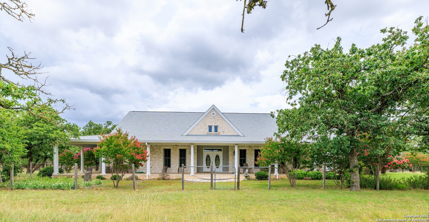 11453 N Us Highway 87 Fredericksburg TX 78624