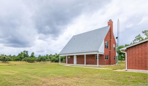 11453 N Us Highway 87 Fredericksburg TX 78624