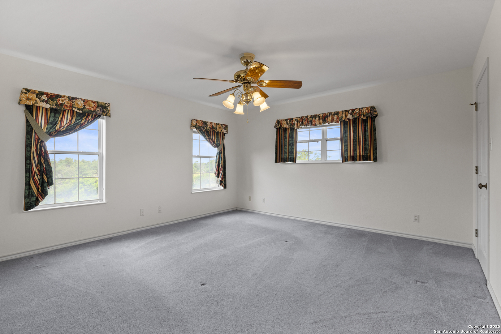 11453 N Us Highway 87 Fredericksburg TX 78624