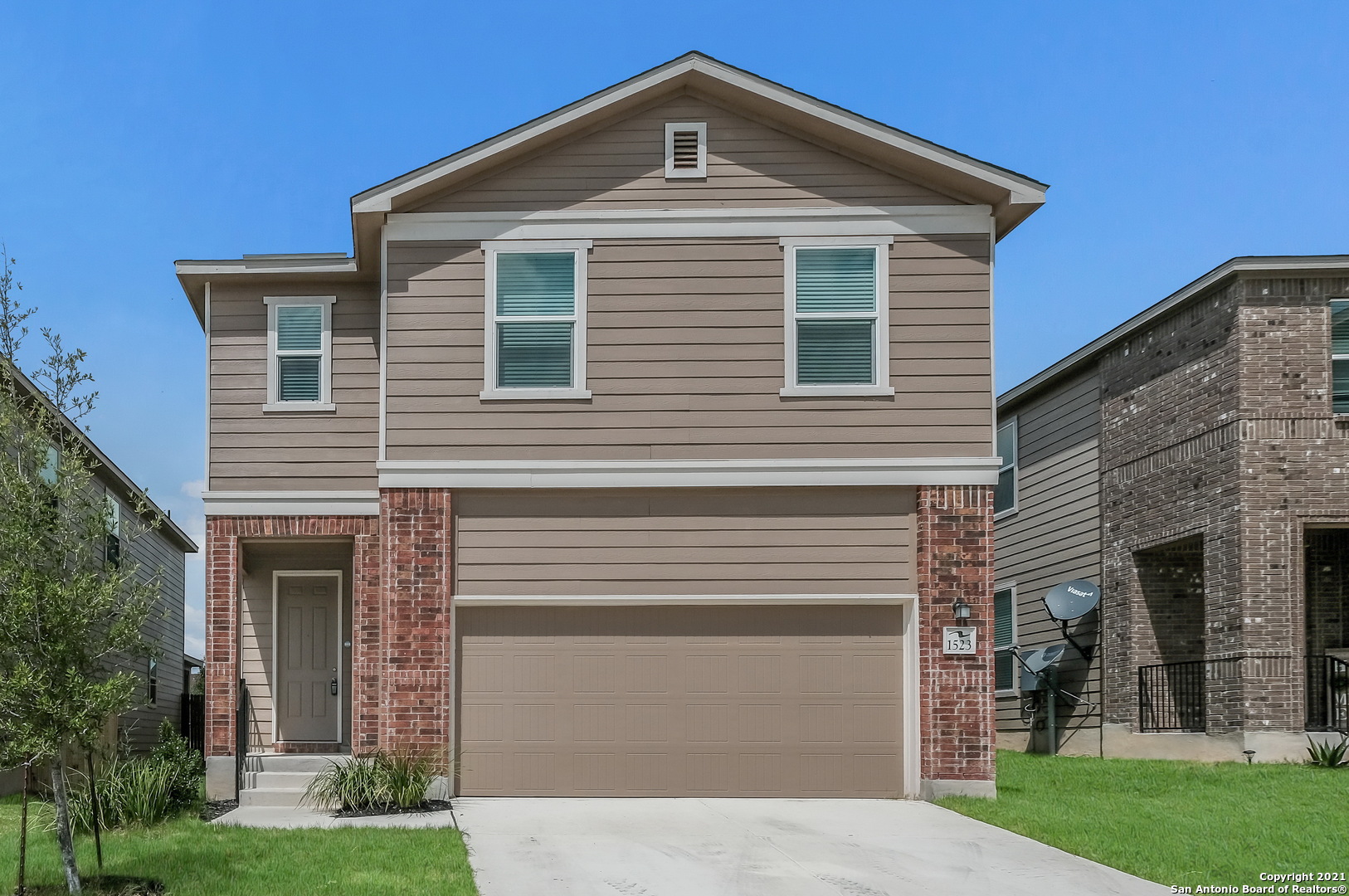 1523 Overlook Cove San Antonio TX 78245