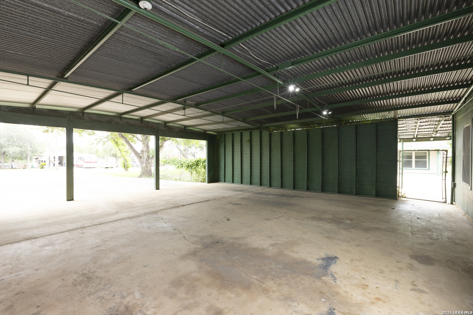 601 Poplar Street Jourdanton TX 78026
