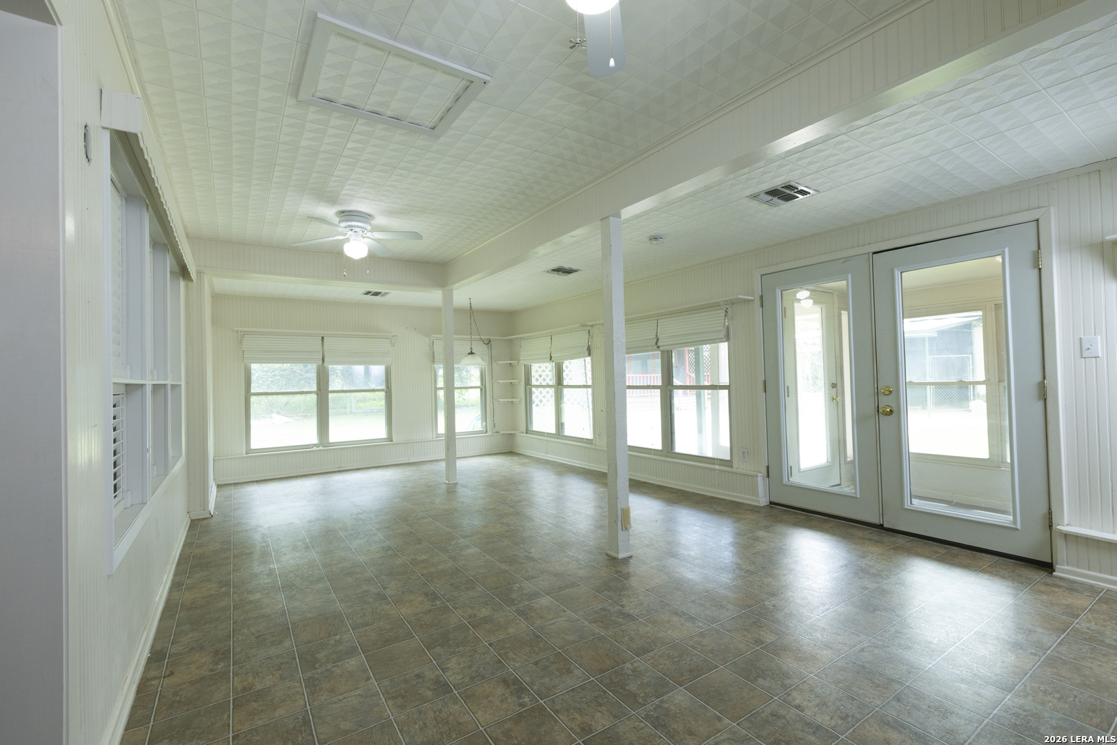 601 Poplar Street Jourdanton TX 78026