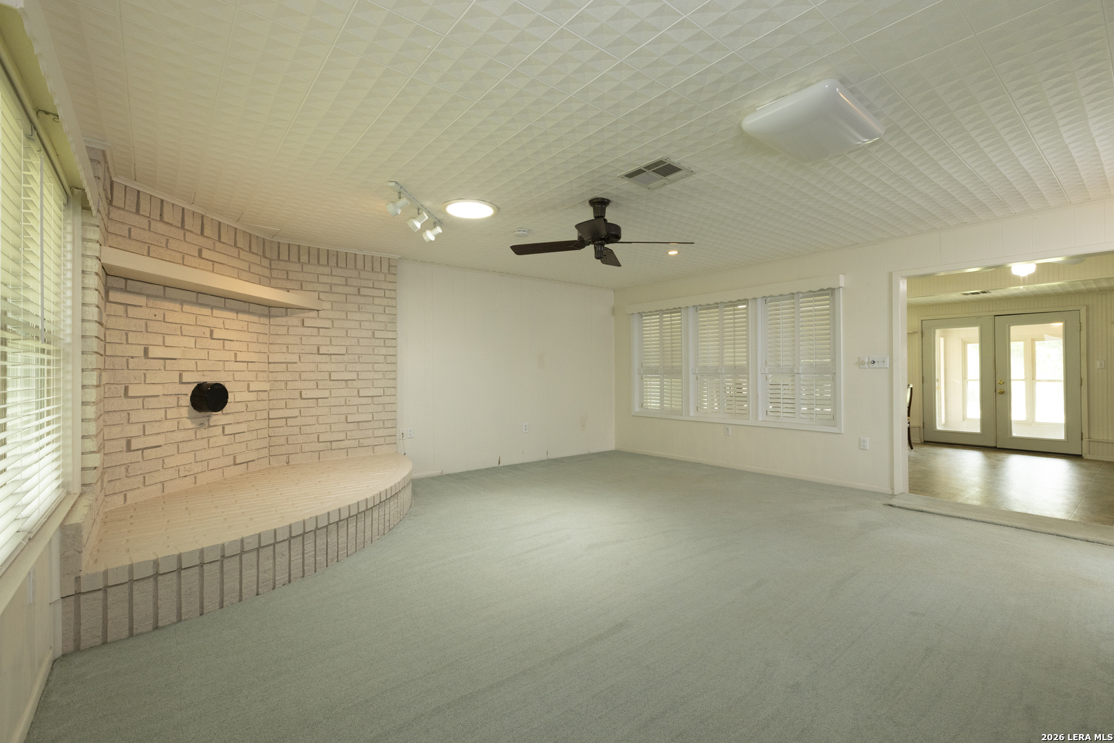 601 Poplar Street Jourdanton TX 78026