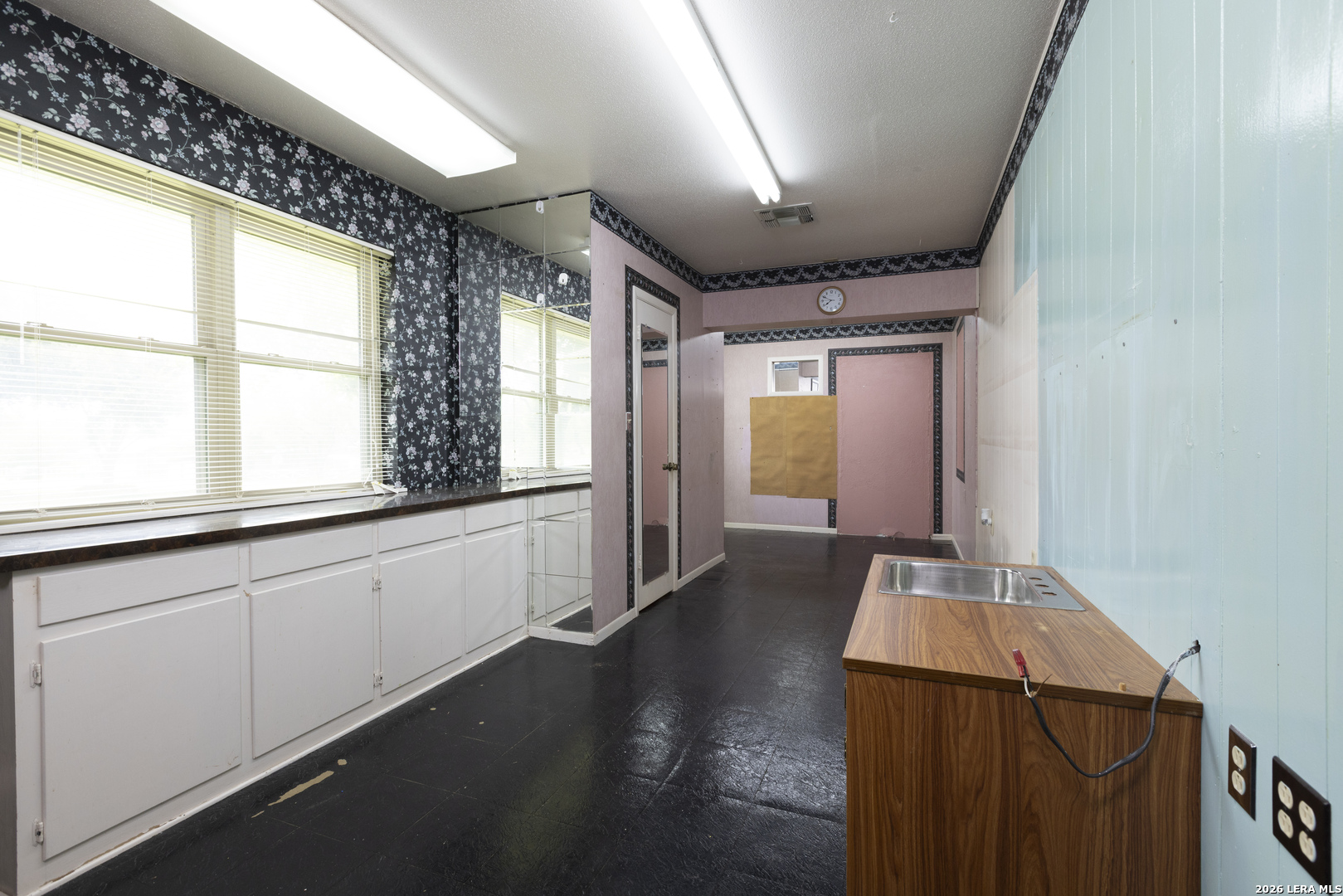 601 Poplar Street Jourdanton TX 78026