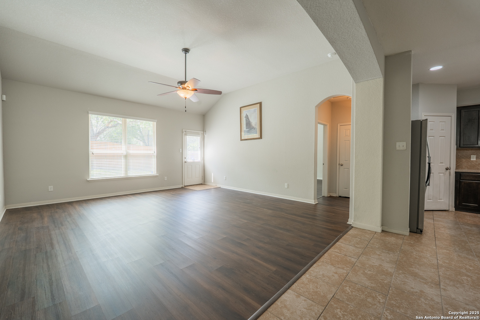 1423 Dancing Wolf San Antonio TX 78245