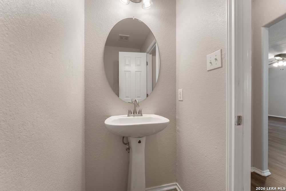 7827 Mainland Woods San Antonio TX 78250