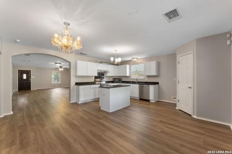 7827 Mainland Woods San Antonio TX 78250