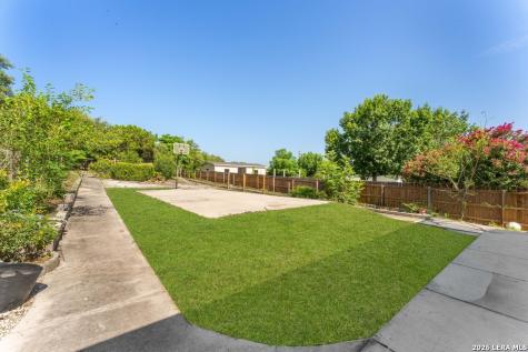 7827 Mainland Woods San Antonio TX 78250